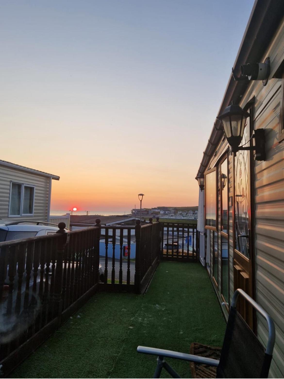 Spacious Luxury Escape With Sea Views And Pet Friendly At Clarach Bay Aberystwyth Exteriér fotografie