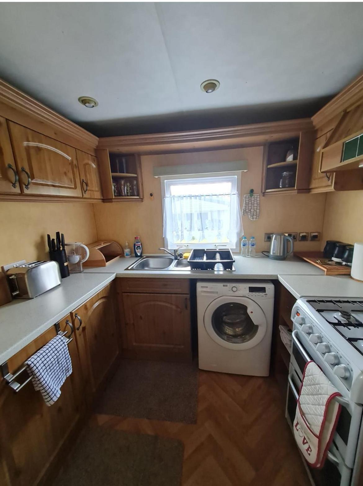 Spacious Luxury Escape With Sea Views And Pet Friendly At Clarach Bay Aberystwyth Exteriér fotografie