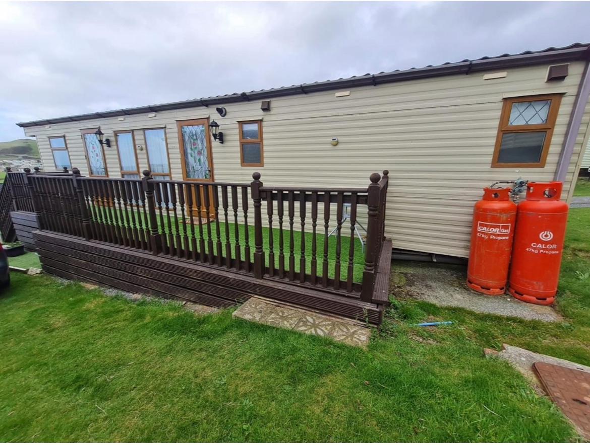 Spacious Luxury Escape With Sea Views And Pet Friendly At Clarach Bay Aberystwyth Exteriér fotografie
