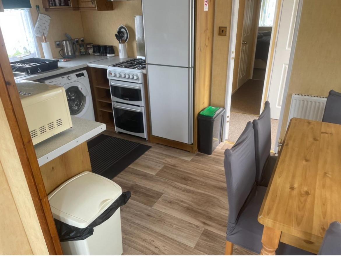 Spacious Luxury Escape With Sea Views And Pet Friendly At Clarach Bay Aberystwyth Exteriér fotografie